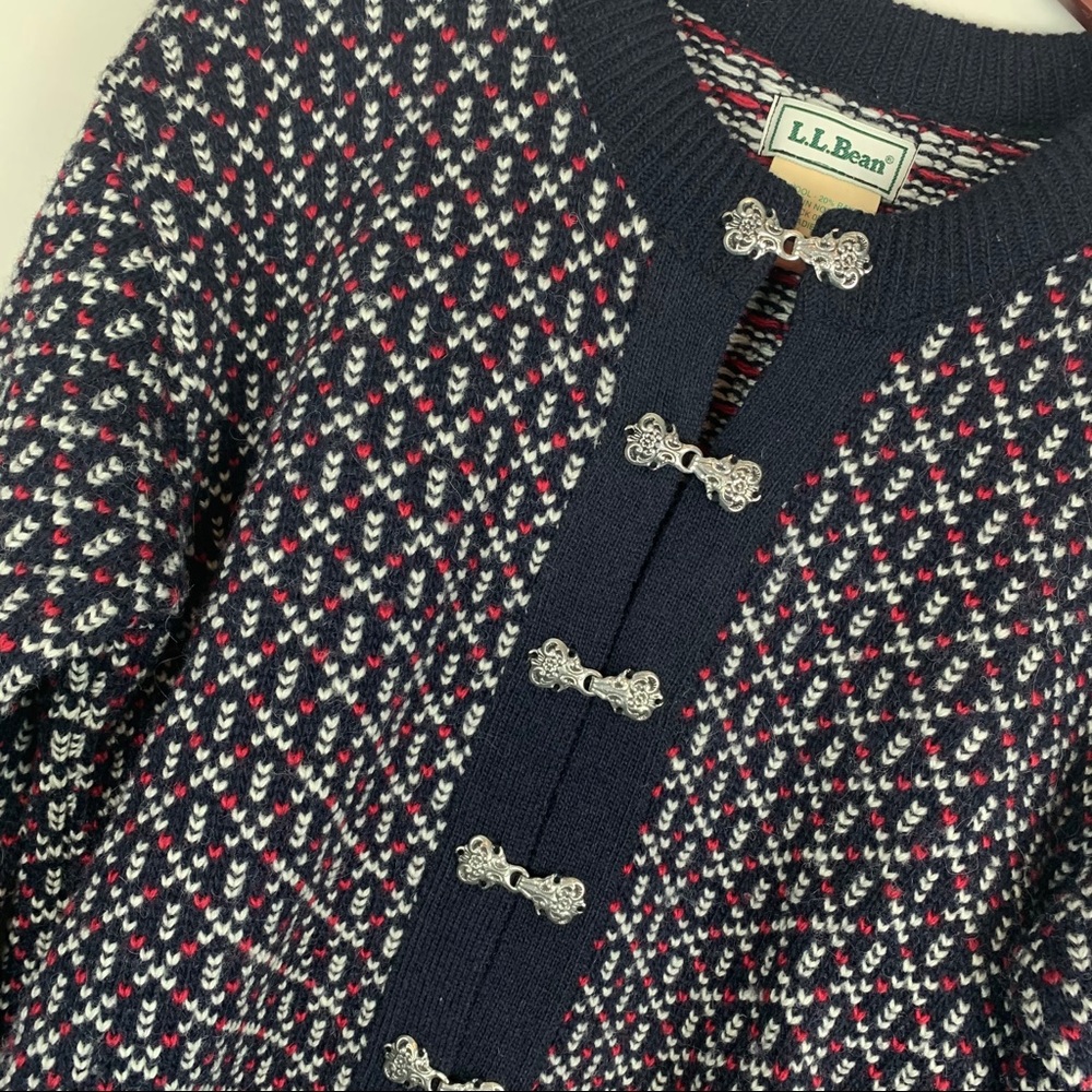 L.L. Bean Vintage cardigan sweater - Picture 4 of 4